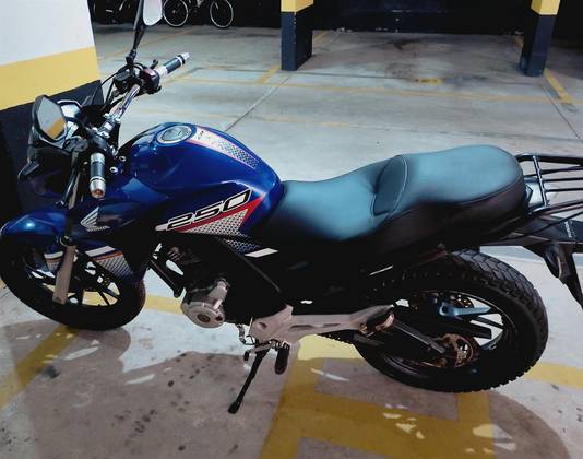 HONDA CB TWISTER HONDA CB TWISTER